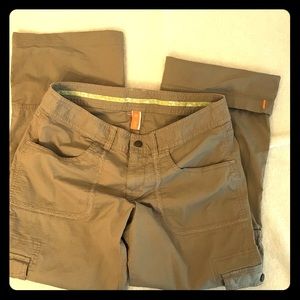 Lucy Flex Cargo Pants / Capris, Size 6
